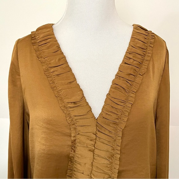 RUFFLE SATIN CROP LONG SLEEVE TOP IN CARAMEL SMALL - Picture 2 of 10